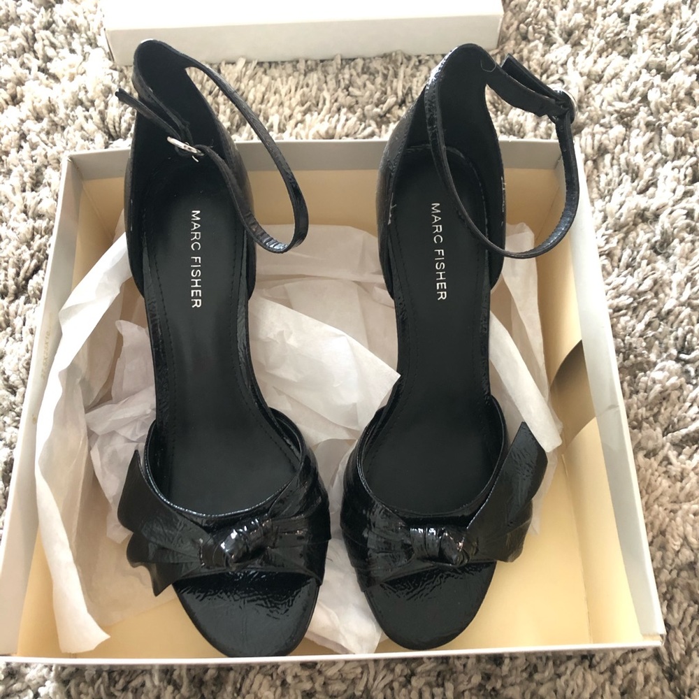 Marc Fisher Open toe sandals - Picture 2 of 8